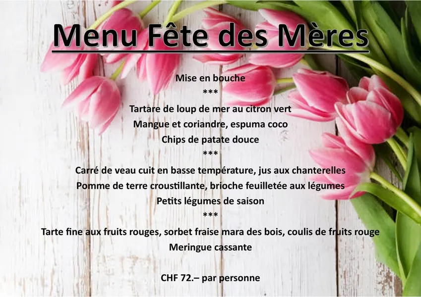 Menu Carré de veau cuit en basse température, jus aux chanterelles, pomme de terre croustillante, brioche feuilletée aux légumes, petits légumes de saison : Restaurant de la Tène
