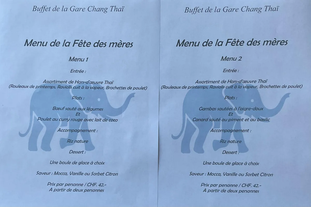 Menu Bœuf sauté aux légumes et poulet au curry rouge avec lait de coco : Buffet de la gare Chang Thaï