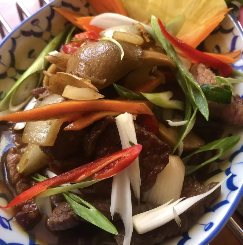 Boeuf sauté sauce huitre
