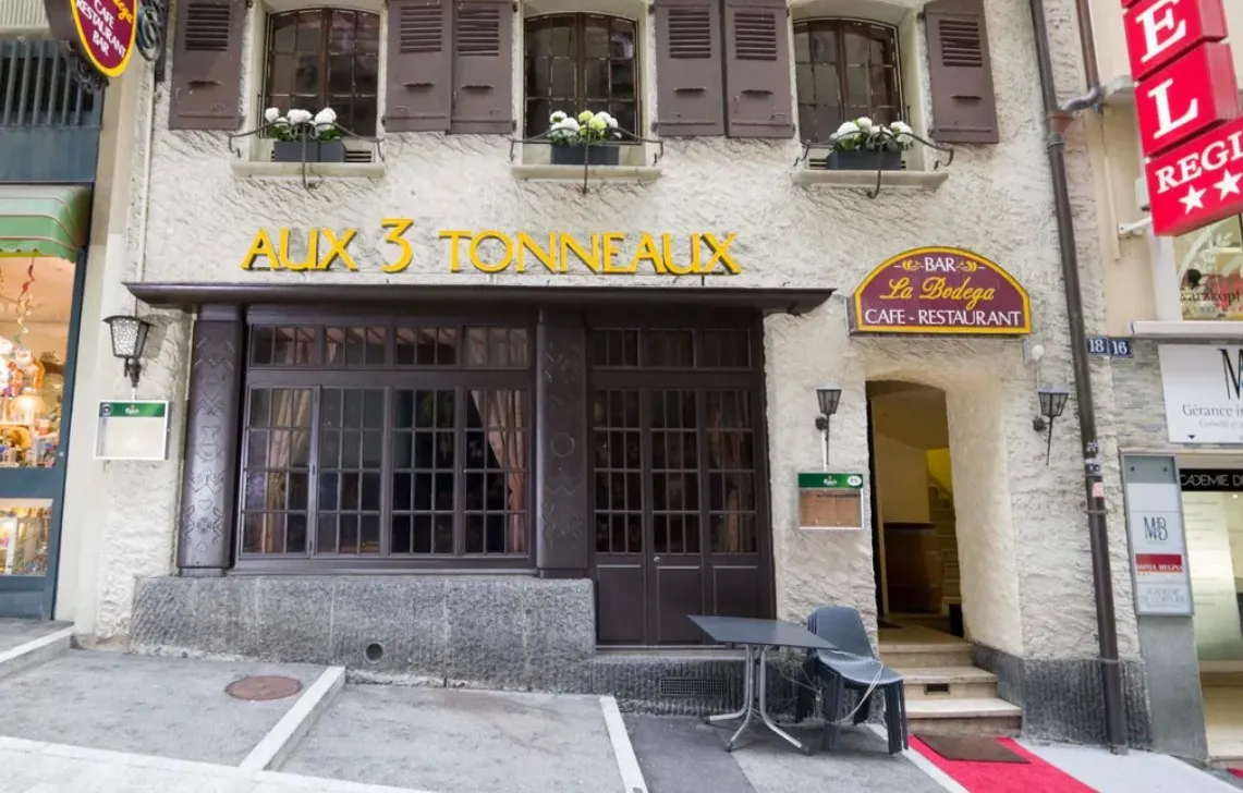 Aux Trois Tonneaux